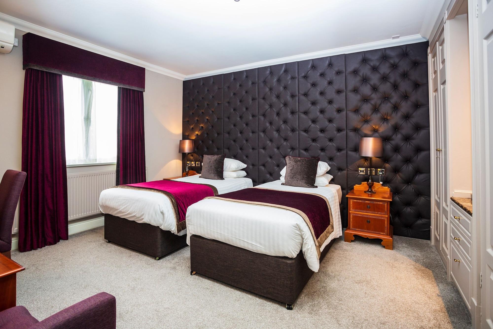 The Moat House Hotell Stafford Exteriör bild