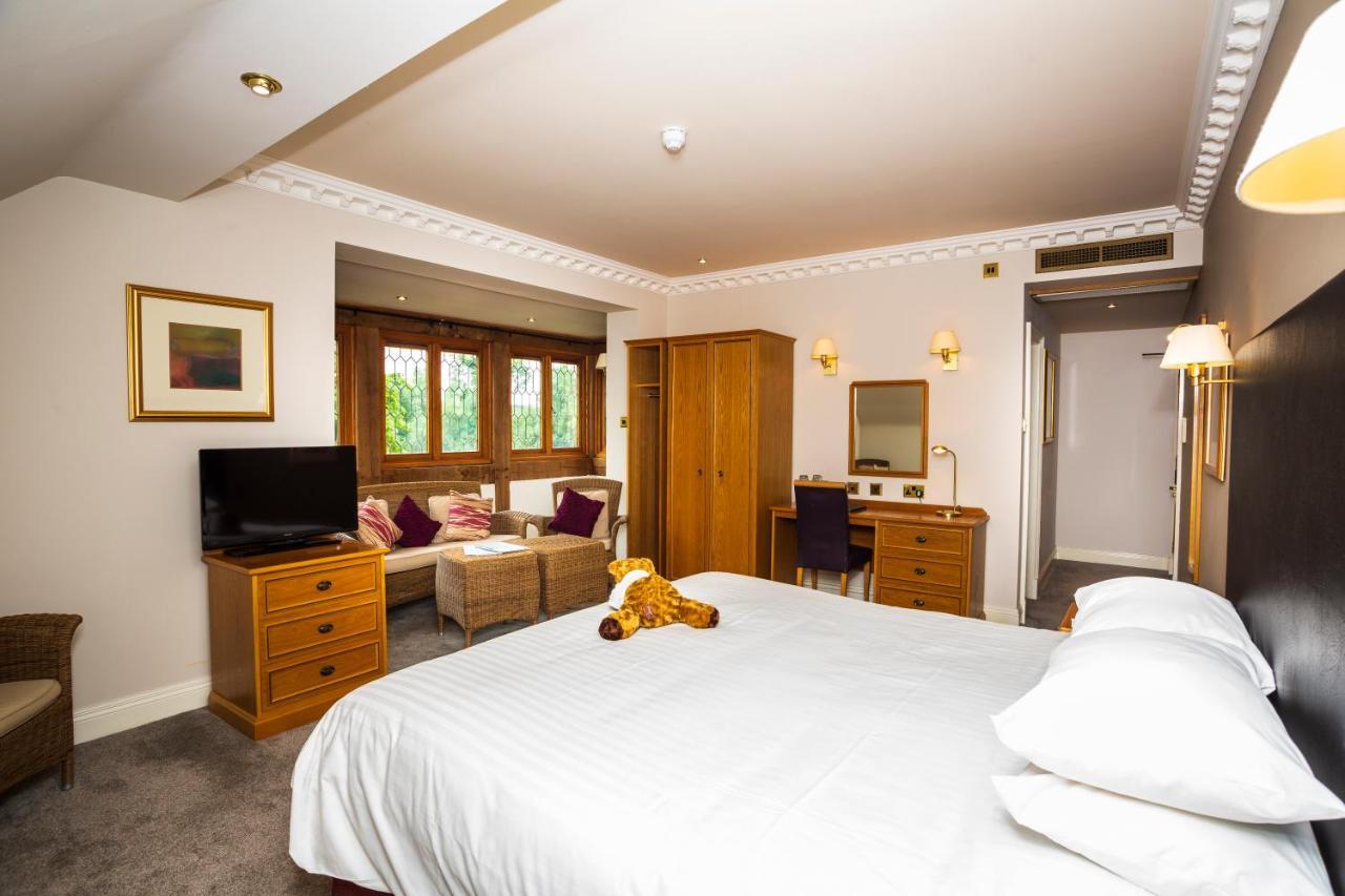The Moat House Hotell Stafford Exteriör bild