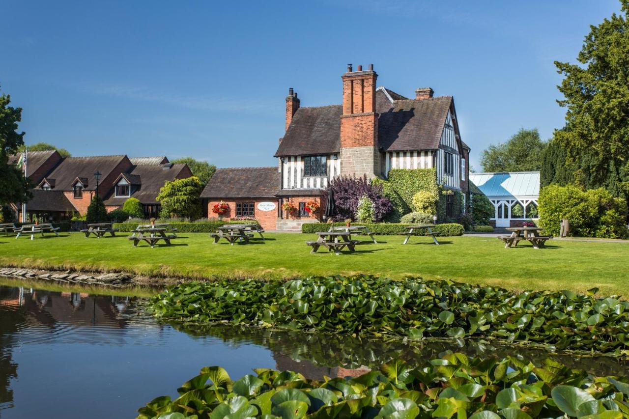 The Moat House Hotell Stafford Exteriör bild